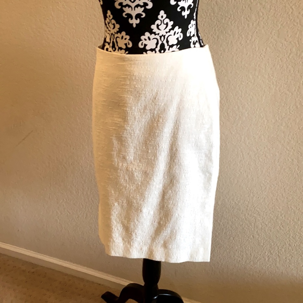 Pencil skirt